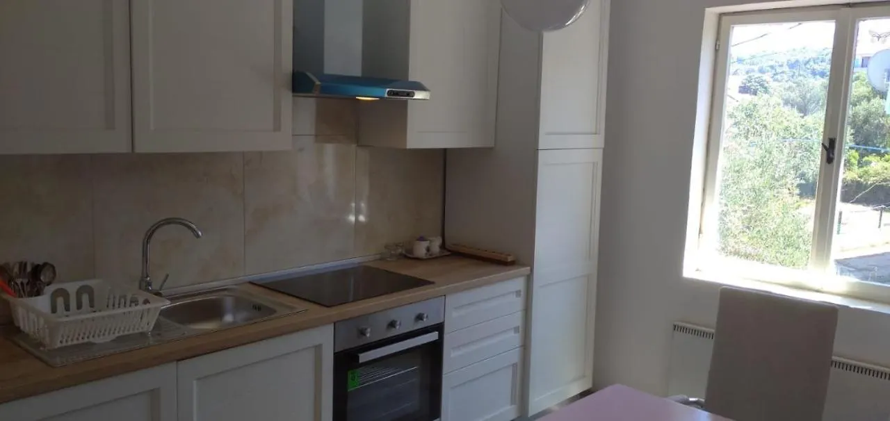 Apartments Ljilja Slatine Croatia